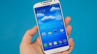Samsung, Galaxy S4 için yeni bir güncelleme başlattı