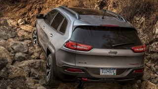 Yeni Cherokee'nin Türkiye fiyatı belli oldu!