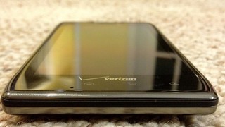 Motorola XT907 Verizon ile geliyor!