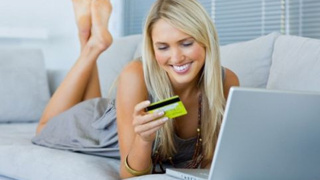 Siber suçlular gözlerini yeni yıl alışverişi çılgınlığına dikti