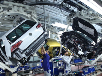 Volkswagen’de dev kriz: Üretim tesisindeki 6 bin işçi ayaklandı