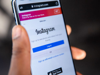 Instagram'da etiketlendiğiniz gönderiler artık profilinizde