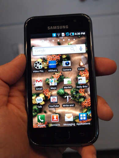 1342092024_samsung-galaxy-s-super-amoled-display-demo-013.jpg
