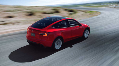 Tesla aracı saniyeler içinde hacklendi