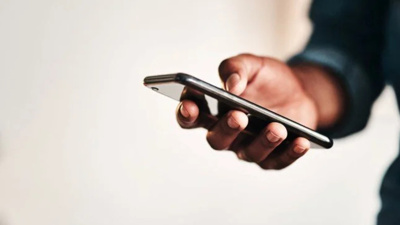 18 yaş altındakilere kötü haber! Telefon kullanımı 2 saatle sınırlandırılacak!