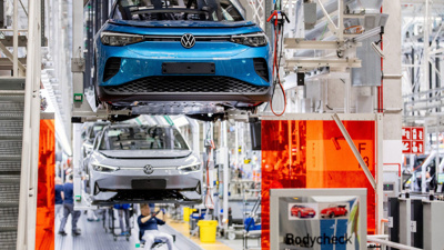 Volkswagen'de dev küçülme planı: 100 bin kişi işten çıkarılacak