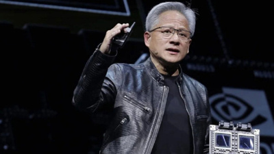 Nvidia CEO'sunun ikonik ceketi satışa çıktı: Server değerinde!