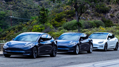 Tesla'nın geliri toparlanıyor ancak kar marjı düşüyor, yeni ürünlerin üretimi erteleniyor