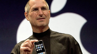 Apple kurucusunun kartviziti açık artırmada servet değerine ulaştı