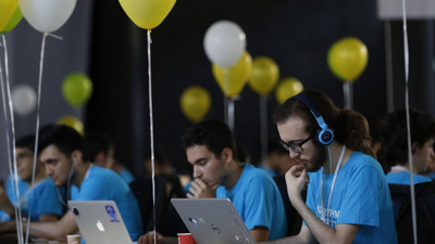 Türkiye'de internet kullanımı %92,3'e ulaştı: E-ticaret ve sosyal medya kullanımı rekor kırdı