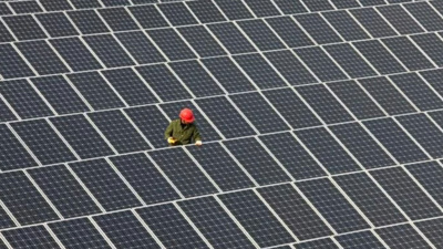 Tesla’dan 10 milyar dolarlık güneş paneli fabrikası hamlesi