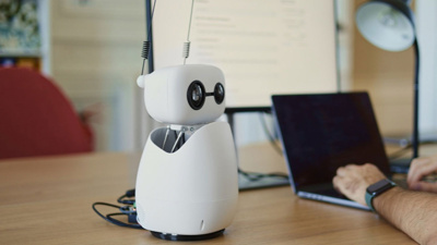 Hugging Face, 399 dolarlık Microduck robot ön siparişe açtı