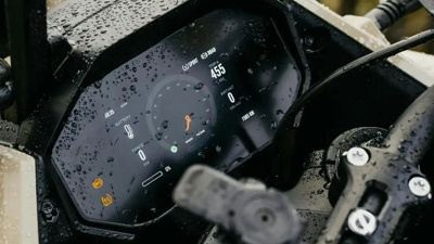 Elektrikli motosiklet menzil rekoru kırıldı: Tek şarjla 436 km!