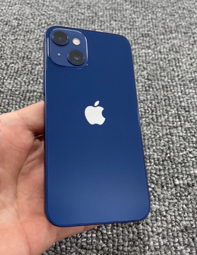 iPhone 13 mini fotoğrafı sızdı! Değişen tek şey hiçbir şey! - Resim : 1