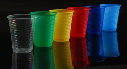 1330126475_223940plastik-bardak.jpg