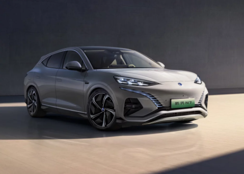 Çin TOGG'u taklit etmeye devam ediyor! İşte TOGG benzeri Çinli SUV Denza! - Resim : 1