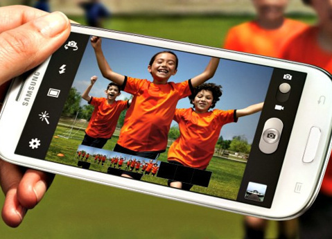 1341585811_samsung-galaxy-siii-android-smartphone-camera.jpg
