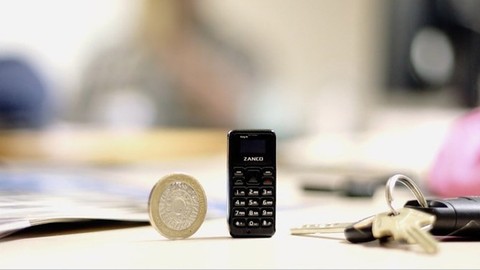 İşte dünyanın en küçük telefonu!