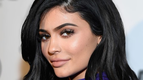 Kylie Jenner, tek tweetle Snapchat'i büyük zarara uğrattı!
