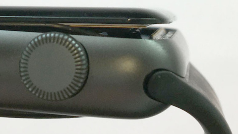 Apple Watch Series 2 ücretsiz tamir edilecek