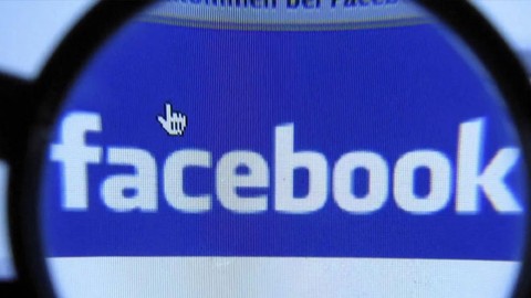 Facebook kullanıcı bilgilerini gizlice satıyor