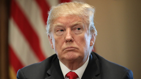 Trump Twitter'da kimseyi engelleyemeyecek!