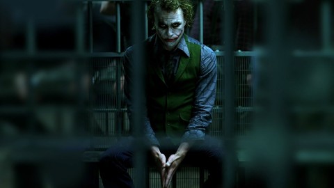 Dark Knight geri dönüyor!