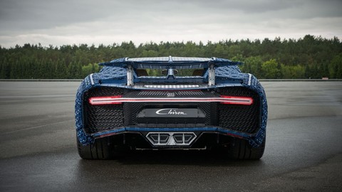 Lego'dan oluşturulmuş Bugatti görenleri şaşırtıyor!