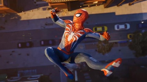 Marvel's Spider-Man İngiltere'yi altüst etti!