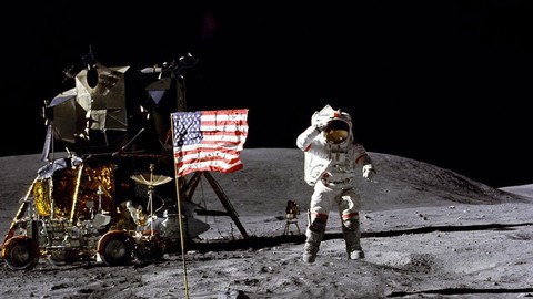 NASA Ay kargolarını özel şirketlere taşıttıracak
