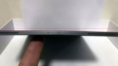 Apple iPad Pro modellerinin büküldüğünü kabul etti