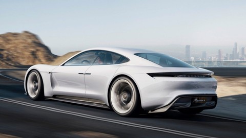 Porsche'nin Türkçe isimli otomobili TAYCAN'dan yeni detaylar!