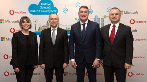 Microsoft ve Vodafone'dan işbirliği!