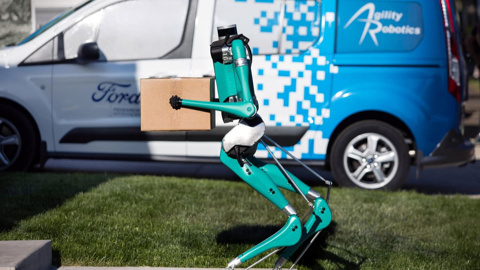 Ford’un otonom robotu Digit görenleri şaşırtıyor!