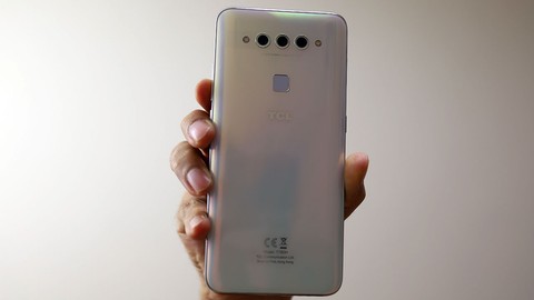 Kamerası nasıl: TCL Plex (video)