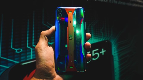 Xiaomi Black Shark 3 Pro AnTuTu’yu ağlatmaya geliyor!