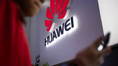 Huawei darbe üzerine darbe alıyor! Önce ABD, şimdi İngiltere!