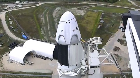 Tarih yazılamadı: SpaceX insanlı özel uçuşu ertelendi!