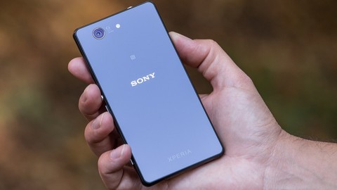 Efsane geri dönüyor! İşte yeni Sony Xperia Compact