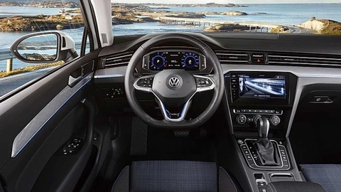 2020 Volkswagen Passat fiyatı bu sefer düştü! İşte beklenen fırsat