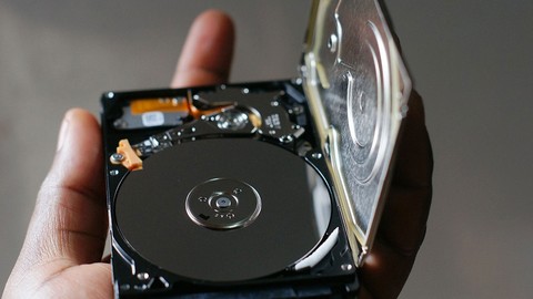 Bilgilerimizi yedeklerken SSD mi yoksa HDD mi kullanalım!