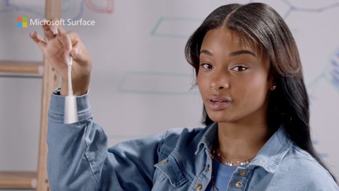 Microsoft Apple ile dalga geçtiği videosunu yayınladı