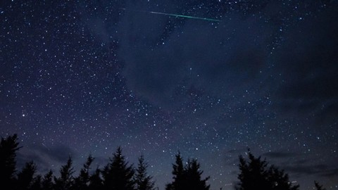 Gece şölenine 1 saat kala: Perseid Meteor yağmuru nedir? Nasıl oluşur?