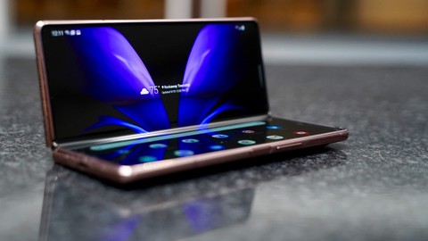 Galaxy Z Fold3 neler vadediyor? İşte fiyatı ve özellikleri!