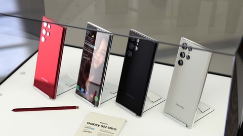 Galaxy S22 Ultra yeni kalemiyle adeta parmak ısırtacak
