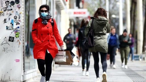 Aşı yaptırmayanlara sokağa çıkma kısıtlaması!