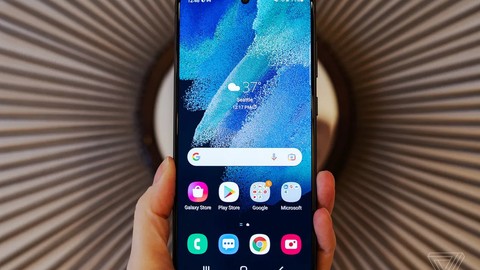 Türkiye'de yok satacak Samsung Galaxy S21 FE 5G tanıtıldı