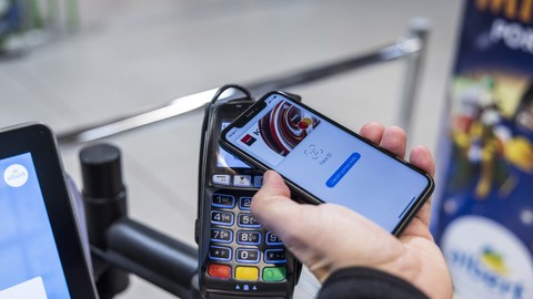 Apple telefonlar ile temassız ödeme yapılabilecek!