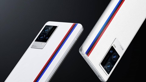 BMW M Motorsport markalı amiral gemisi telefonlar bu ay geliyor! İşte tasarımı!