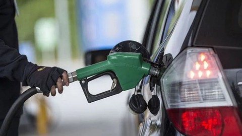 Benzin ve motorine bir zam daha yapıldı!